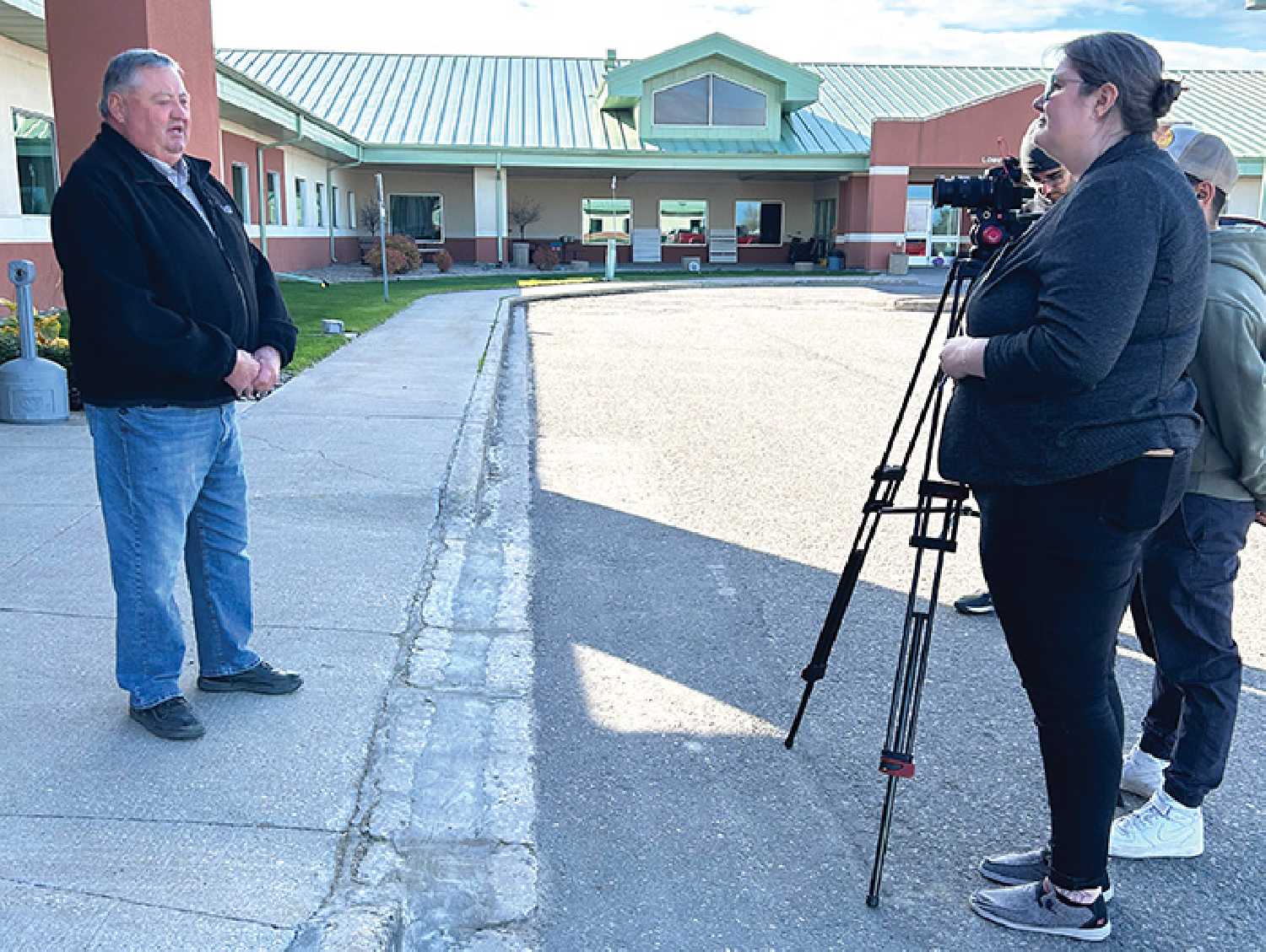 Mayor Larry Tomlinson being interviewed for a video being made by SMA during the medical student visit.